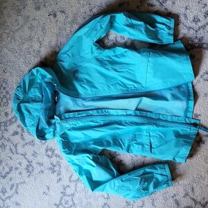 North Face Girls' Rainjacket, Turquoise, Girls' Size M
